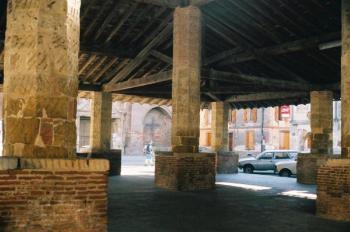 la-halle-de-montesquieu-volvestre