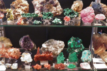 20eme-bourse-exposition-de-mineraux-a-langueux