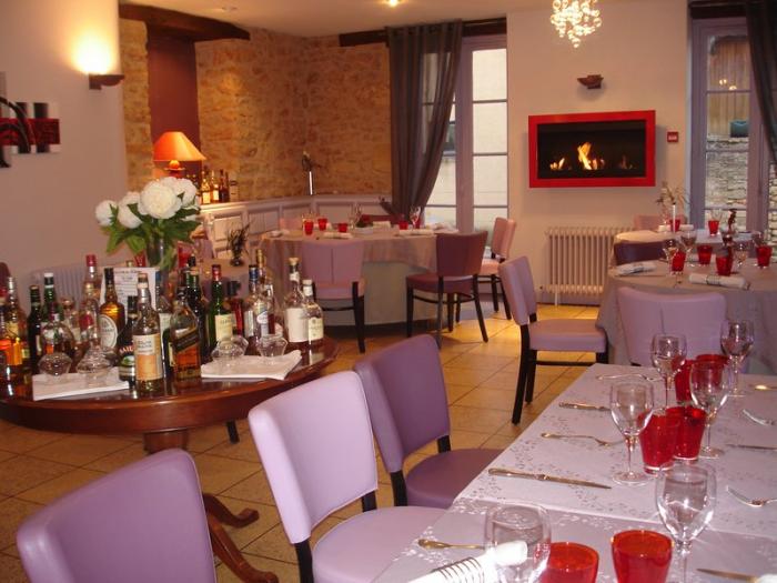hotel-restaurant-le-belvedere belves hotel-restaurant-le-belvedere belves