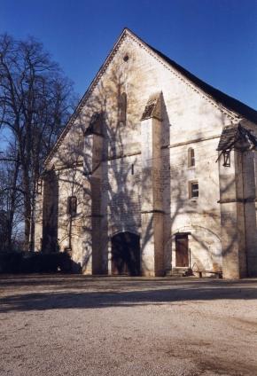 abbaye-cistercienne-de-longuay