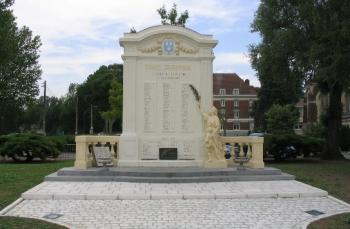 monument-de-briquet-et-tailliandier