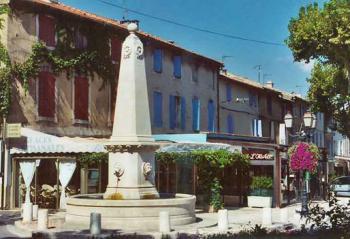 saint-remy-de-provence-8-km