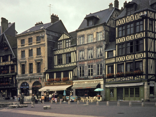 Jour 4 : Place du Vieux Marché <