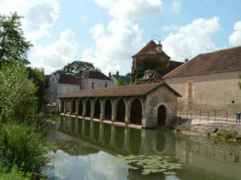 visite-de-la-ville-de-chablis