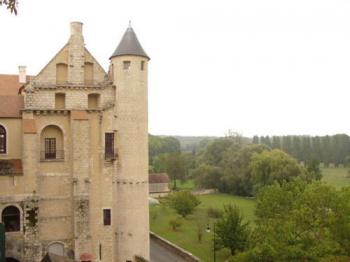 chateau-landon-un-carrefour-historique