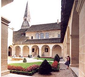 le-couvent-des-augustins