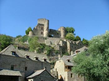 decouvrez-la-ville-de-belcastel