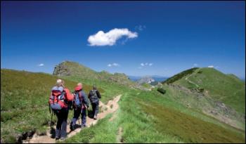 randonnee-a-la-journee-les-cretes-du-cantal