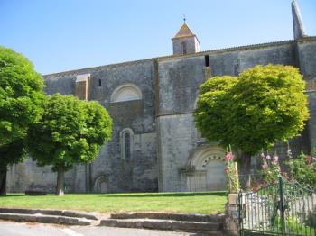 l-eglise-saint-pierre