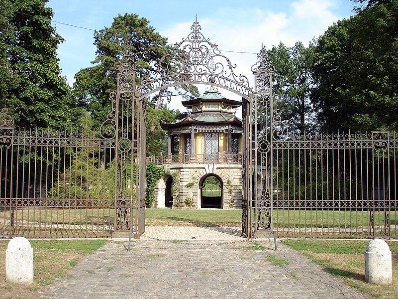 le-pavillon-chinois le-pavillon-chinois