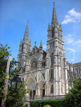 la-basilique-notre-dame-de-montligeon