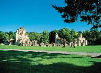 visite-de-l-abbaye-de-vauclair