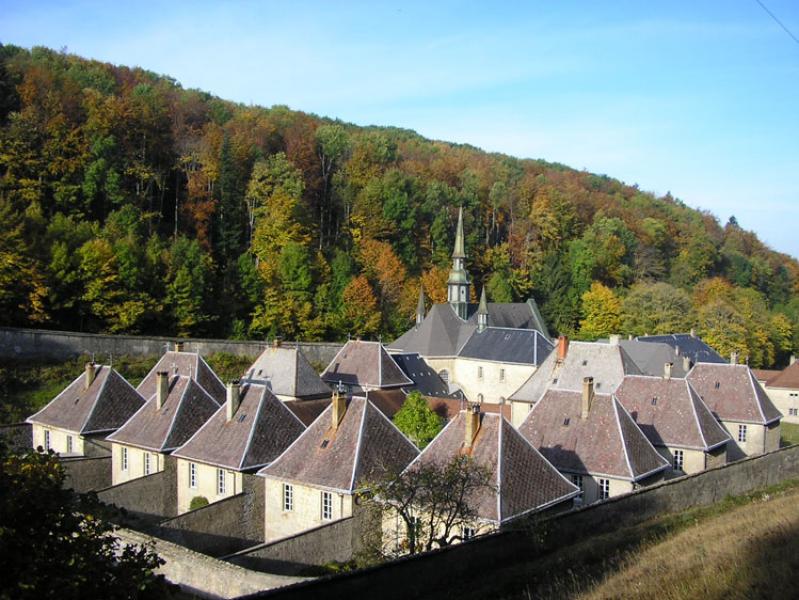 visite-du-village-de-benonce