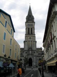 la-ville-haute-de-lourdes