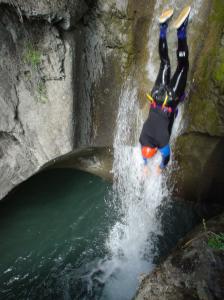 canyoning-a-luz-saint-sauveur