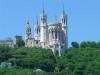 la-basilique-fourviere-et-la-colline-qui-prie