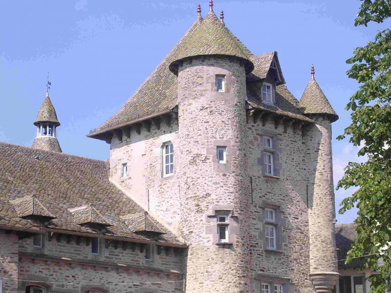 chateau-de-montsalvy