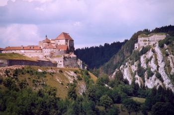 le-chateau-de-joux