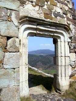 les-ruines-du-chateau-d-artias