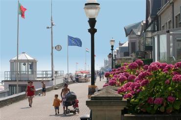 une-randonnee-autour-de-la-ville une-randonnee-autour-de-la-ville