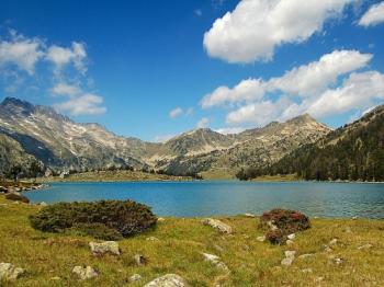 le-parc-national-des-pyrenees-et-la-reserve-naturelle-du-neouvie