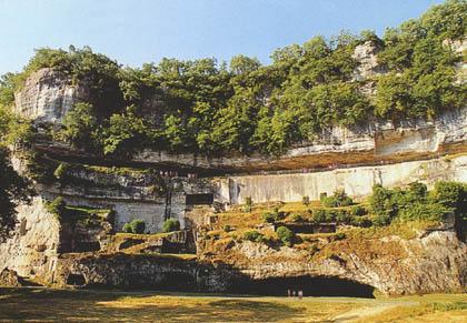 decouvrez-la-roque-saint-christophe