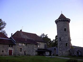 le-chateau-de-sillans-la-cascade