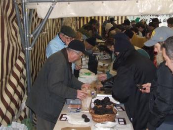 visites-guidees-sur-les-sentiers-des-truffieres visites-guidees-sur-les-sentiers-des-truffieres