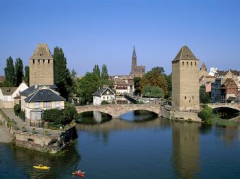 le-palais-de-l-europe-a-strasbourg